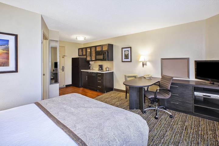Pet Friendly Candlewood Suites Indianapolis an IHG Hotel