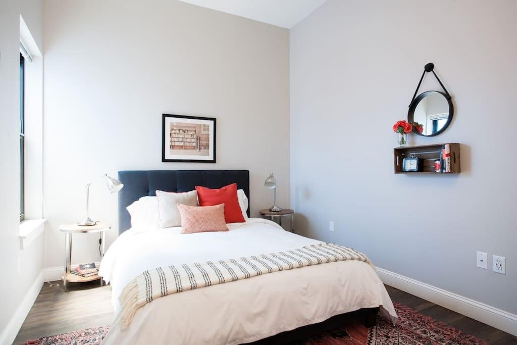 Penthouse View Apartment With Keyless Entry And Pet-Friendly Features preview