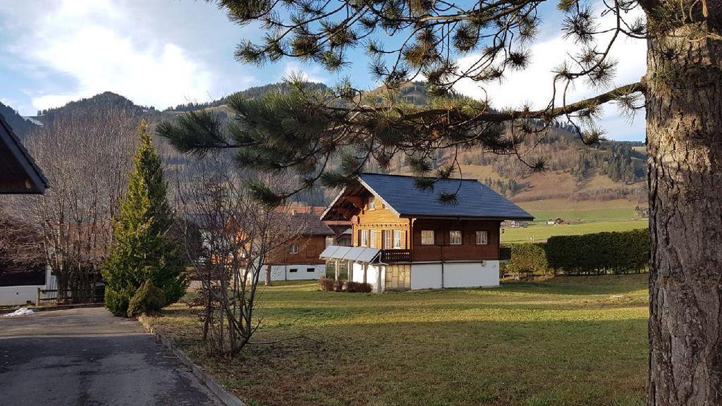 Pet Friendly 2/1 Chalet with Outdoor Space