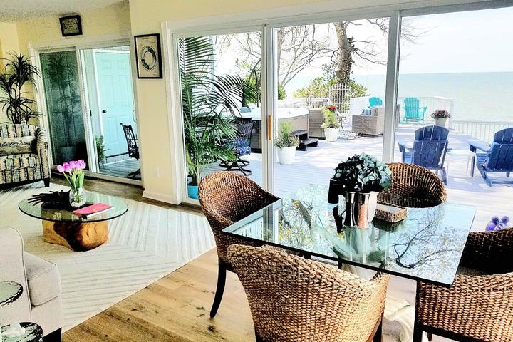 Pet Friendly Lakefront Oasis Retreat with Private Beach
