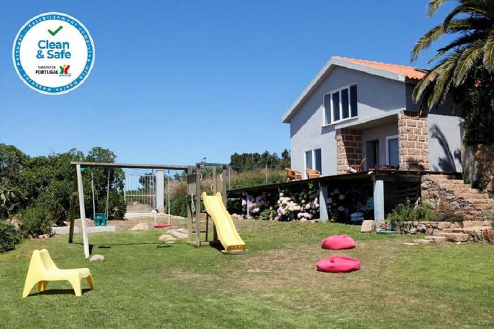 Pet Friendly Mira Guincho House With Sea View & Garden