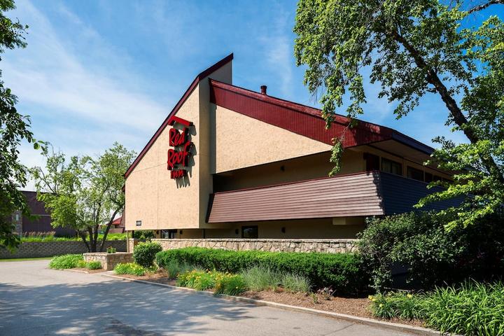 Pet Friendly Red Roof Inn Rockford East Casino District