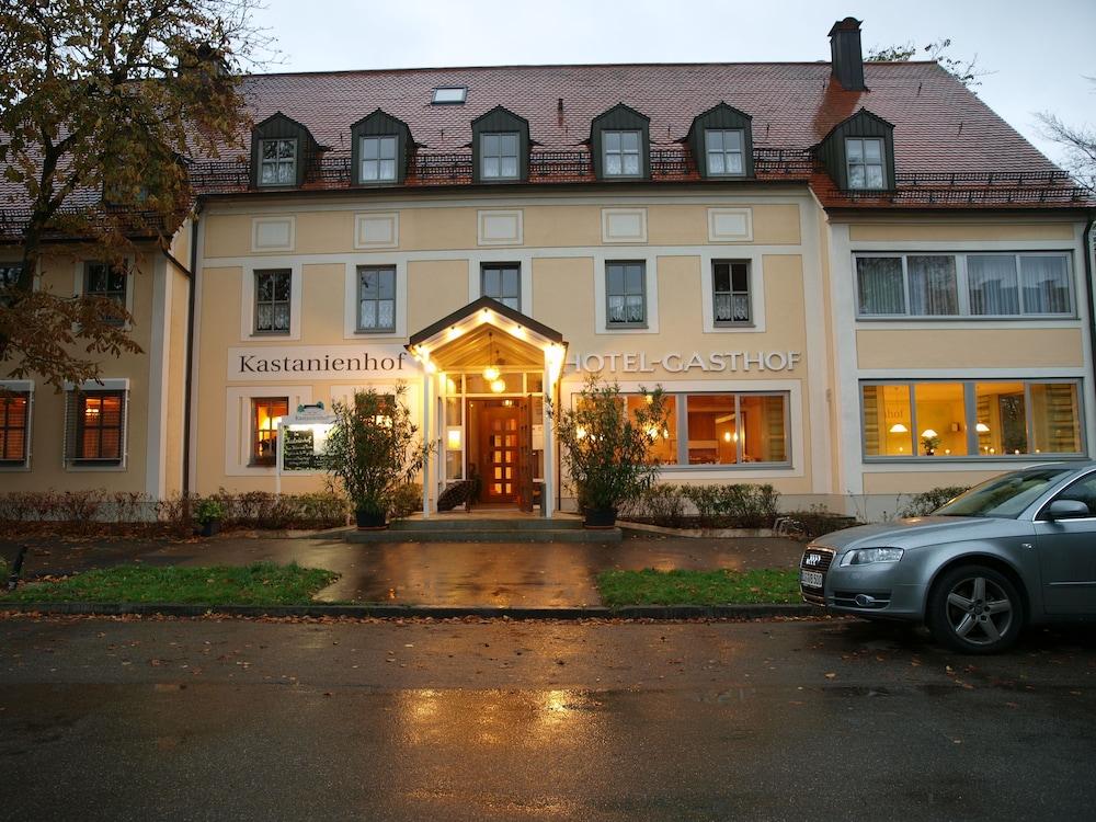 Pet Friendly Hotel-Restaurant Kastanienhof Lauingen