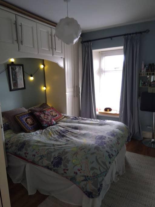 Pet Friendly Limerick Airbnb Rentals