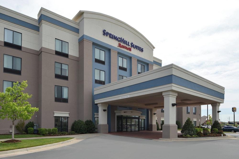 Pet Friendly SpringHill Suites by Marriott Oklahoma City Airport