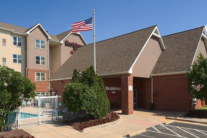 Pet Friendly Residence Inn by Marriott Chantilly Dulles South