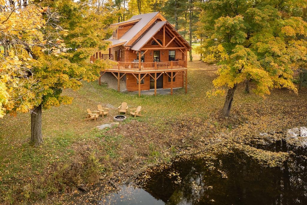 Pet Friendly Authentic Adirondack Log Cabin with a Pond View