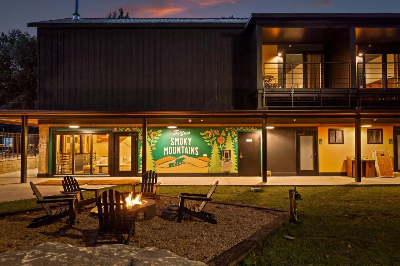 Pet Friendly Roamstead Smoky Mountains Campground