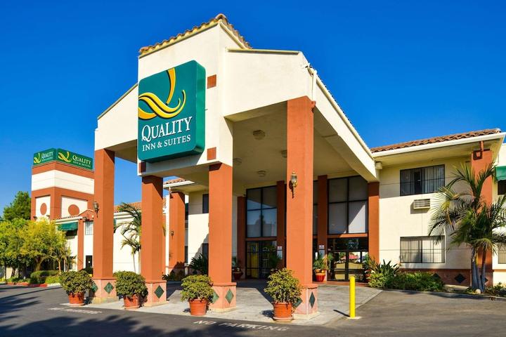 Pet Friendly Quality Inn & Suites Walnut - City of Industry