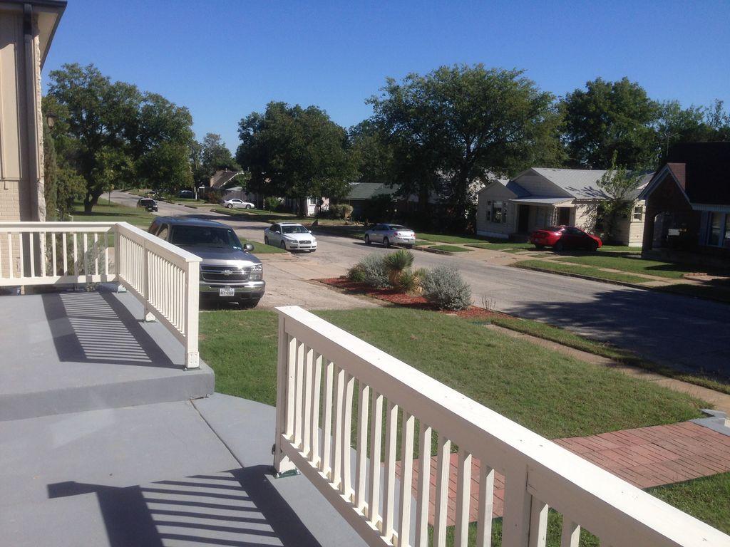 Pet Friendly Vacation Rentals In Fort Worth Tx Bringfido