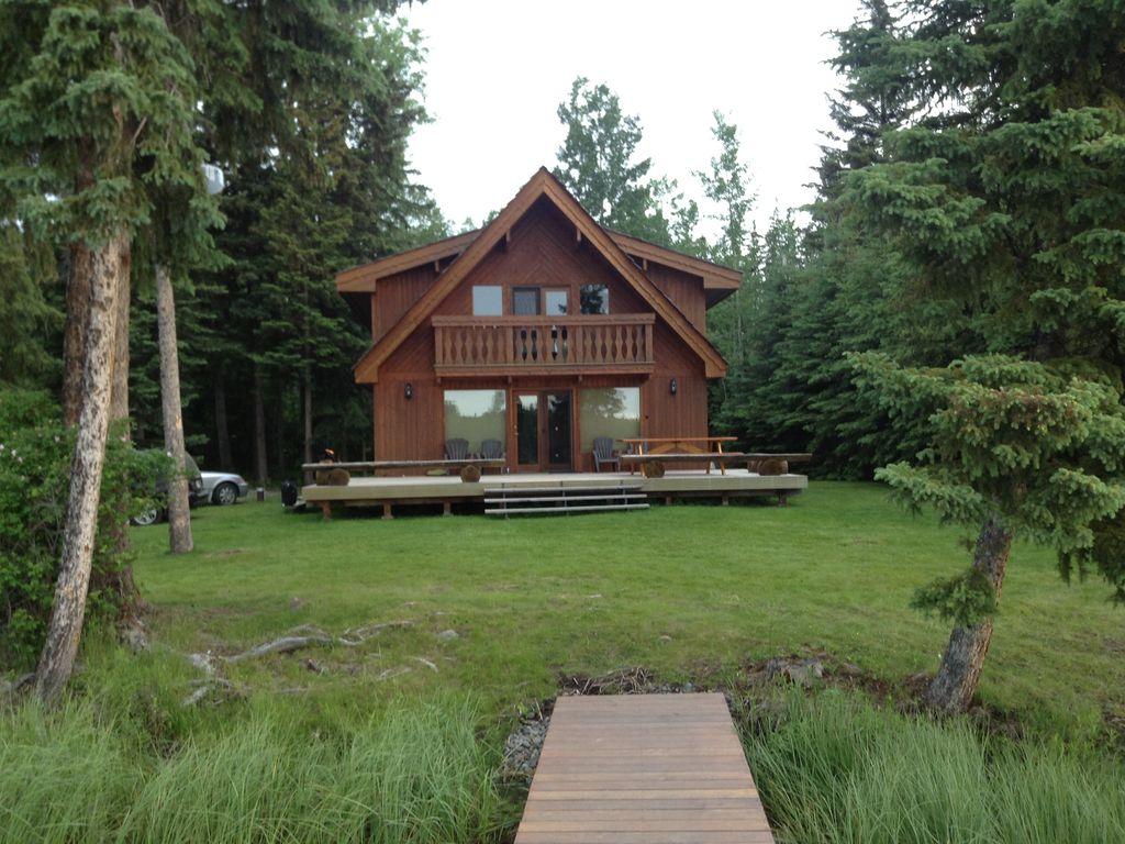 The Cabin on Sheridan Lake Pet Policy