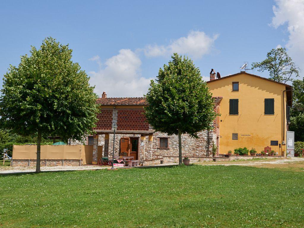 Pet Friendly VRBO Montemagno di Camaio