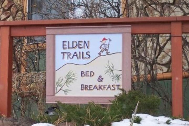 Pet Friendly Elden Trails Bed and Breakfast