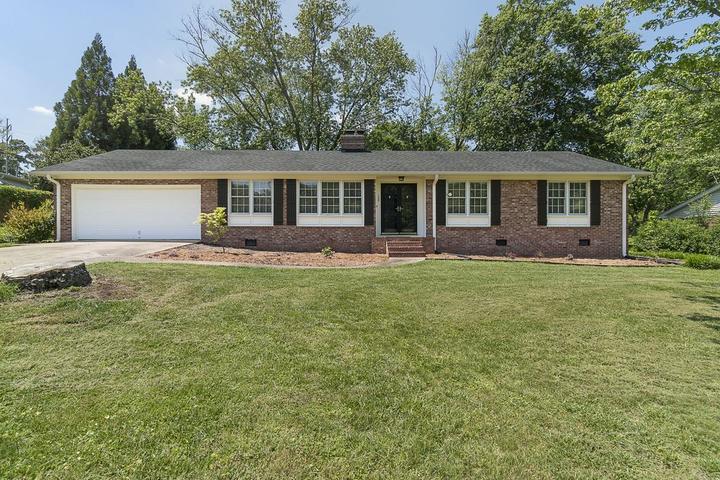 Pet Friendly Hotels In Simpsonville Sc Bringfido