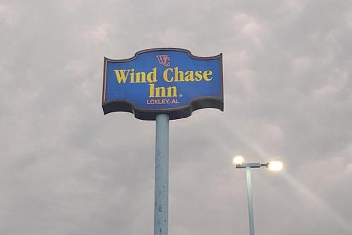 Pet Friendly Wind Chase Inn