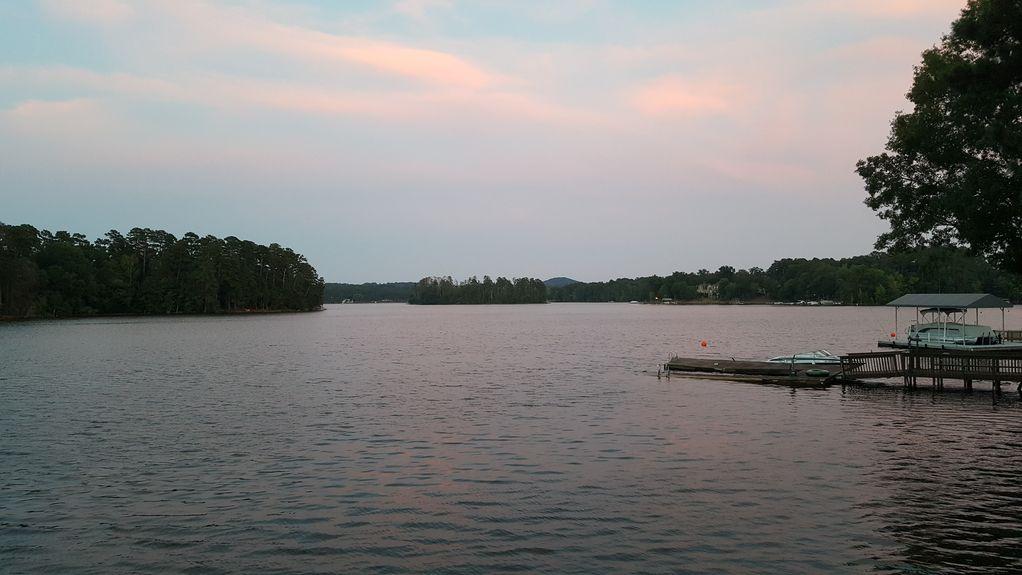 Pet Friendly Vacation Rentals In High Rock Lake Nc Bringfido