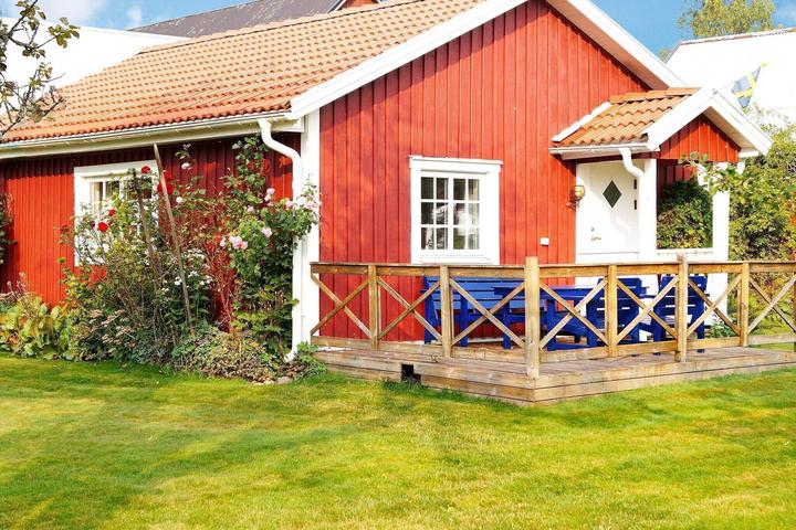 Pet Friendly 4 Person Holiday Home in Hjältevad