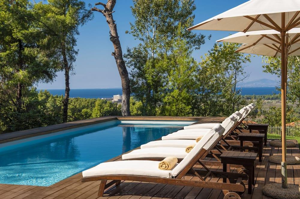 Pet Friendly The White Villa at Sani Halkidiki