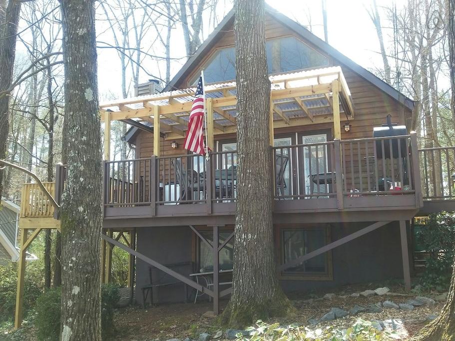 Pet Friendly Grayson Airbnb Rentals