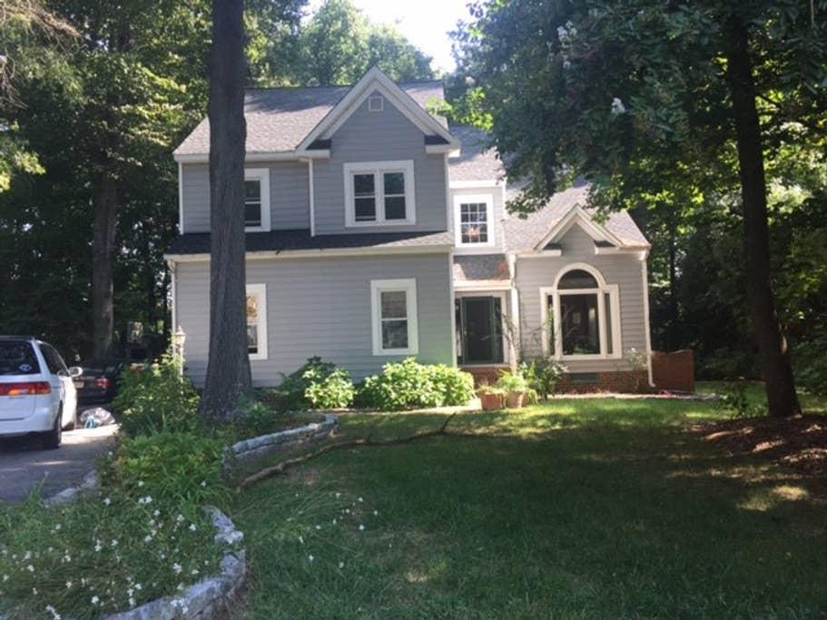 Hanover Airbnb Rentals Pet Policy