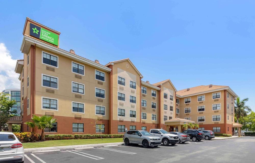 Pet Friendly Extended Stay America Premier Suites - Miami - Airport - Doral - 87th Avenue South
