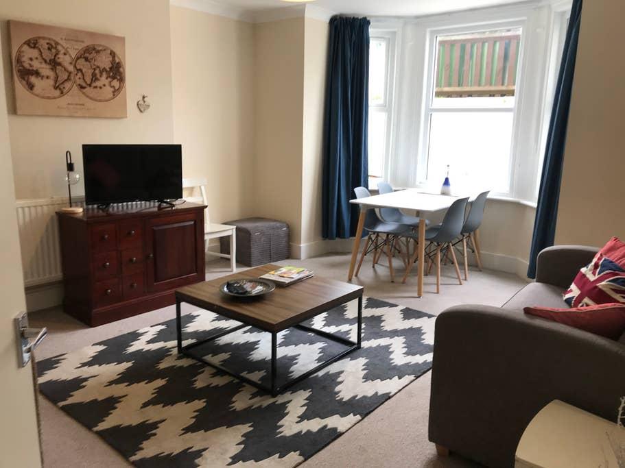 Pet Friendly Folkestone Airbnb Rentals