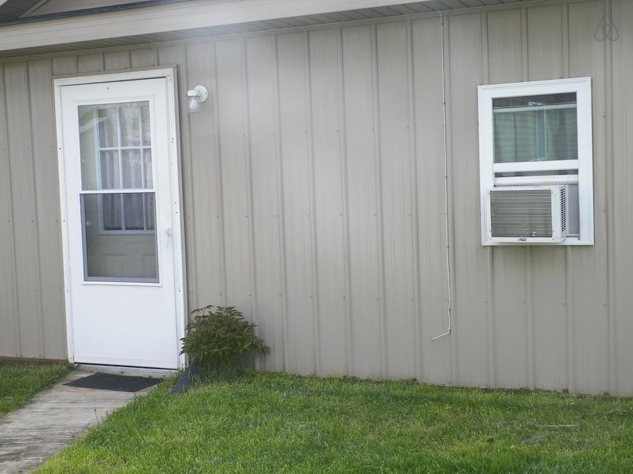 Ithaca Airbnb Rentals Pet Policy