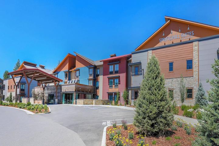 Pet Friendly SpringHill Suites by Marriott Truckee