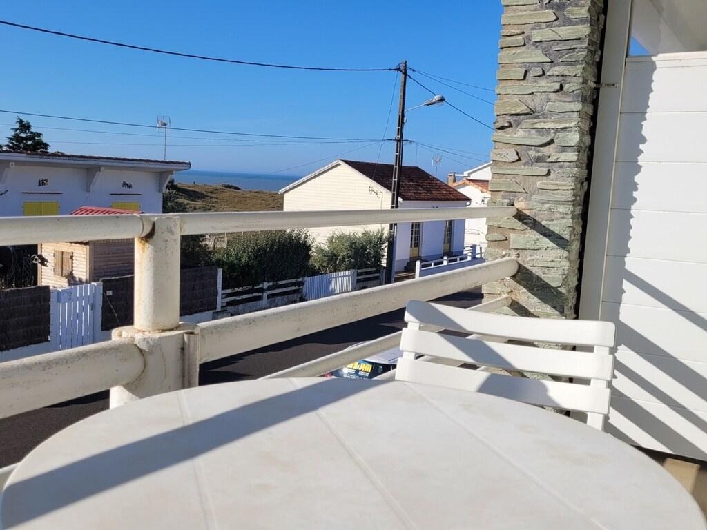 Apartment NotreDameDeMonts for 4 People Pet Policy