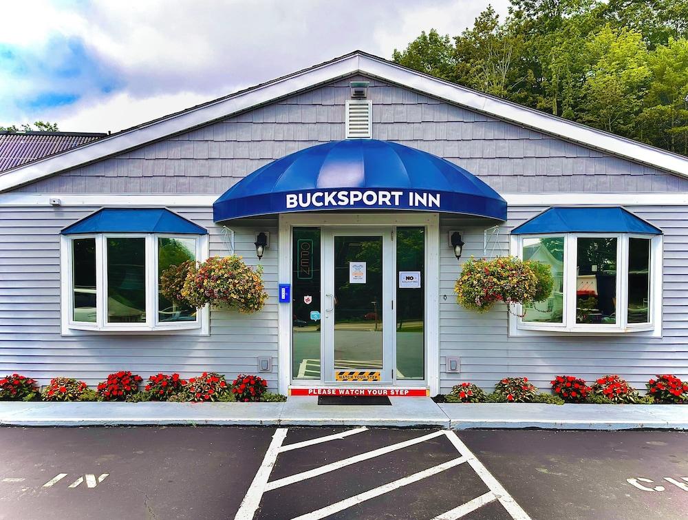 Pet Friendly Bucksport Inn