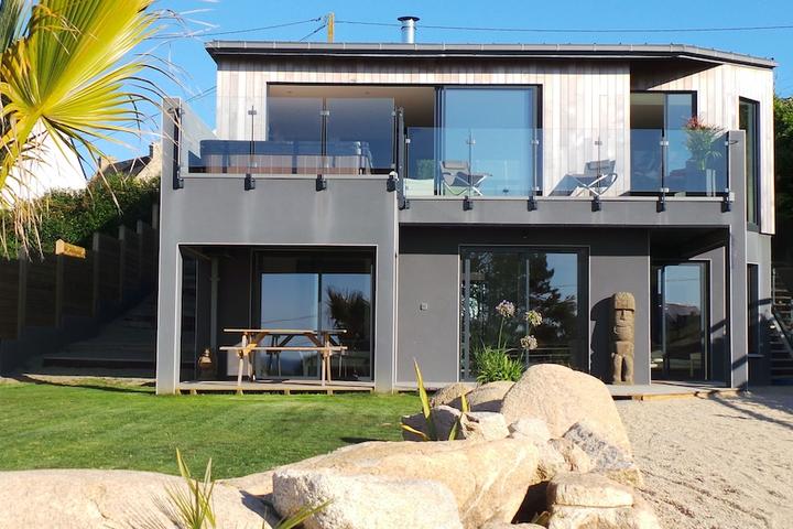 Pet Friendly Modern Villa with Spa & Views of Iroise Sea