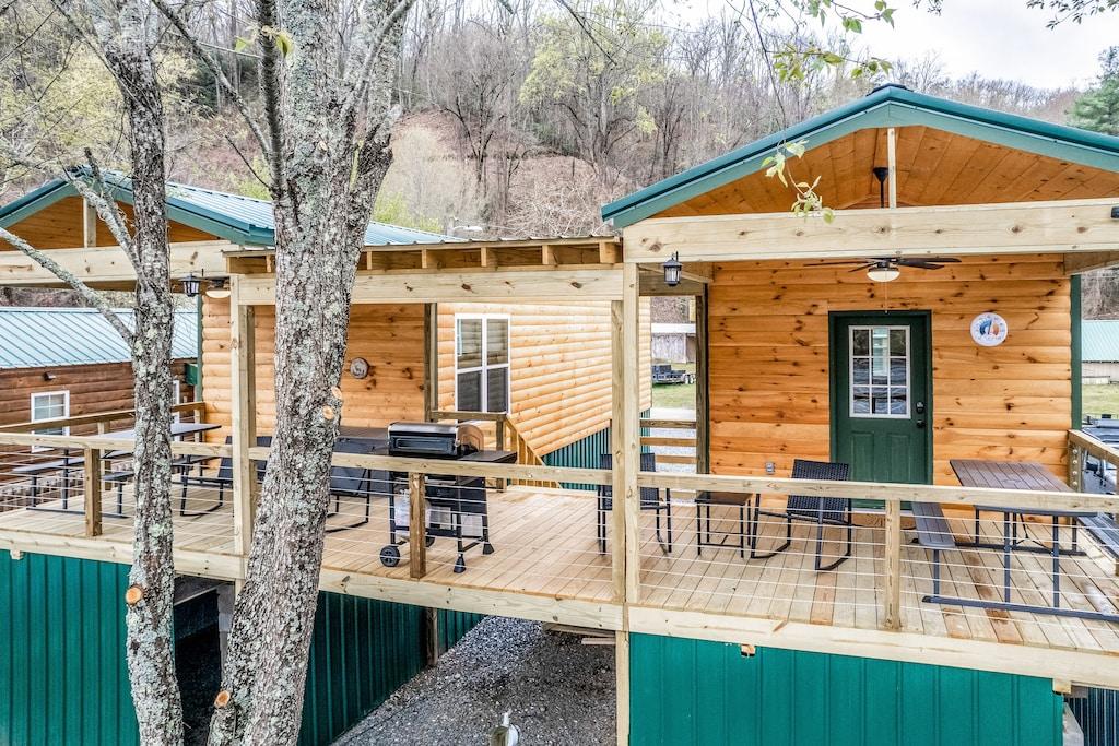 Riverview 25 Pet Policy