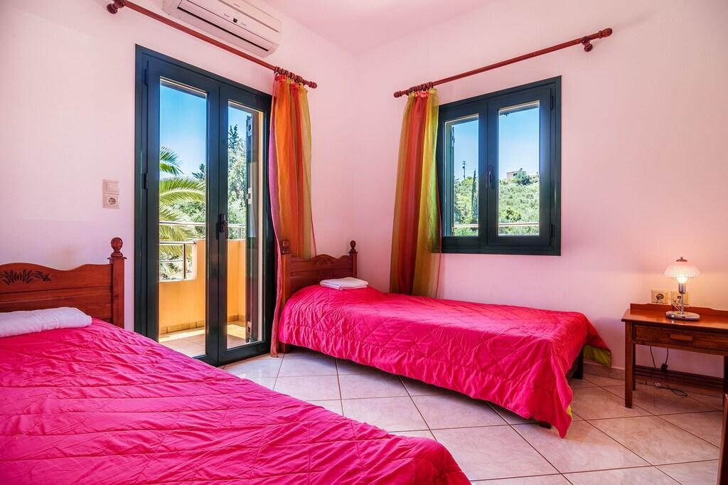 Pet Friendly 3BR Villa with Panoramic View