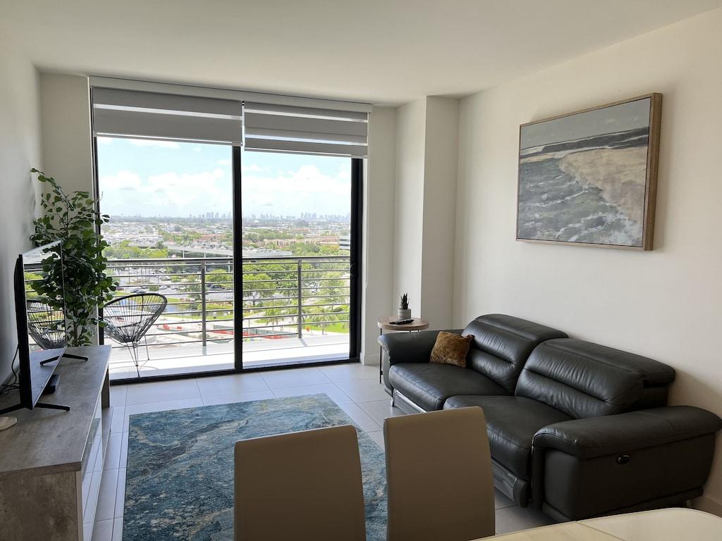 Luxury Condo in Downtown Doral Pet Policy