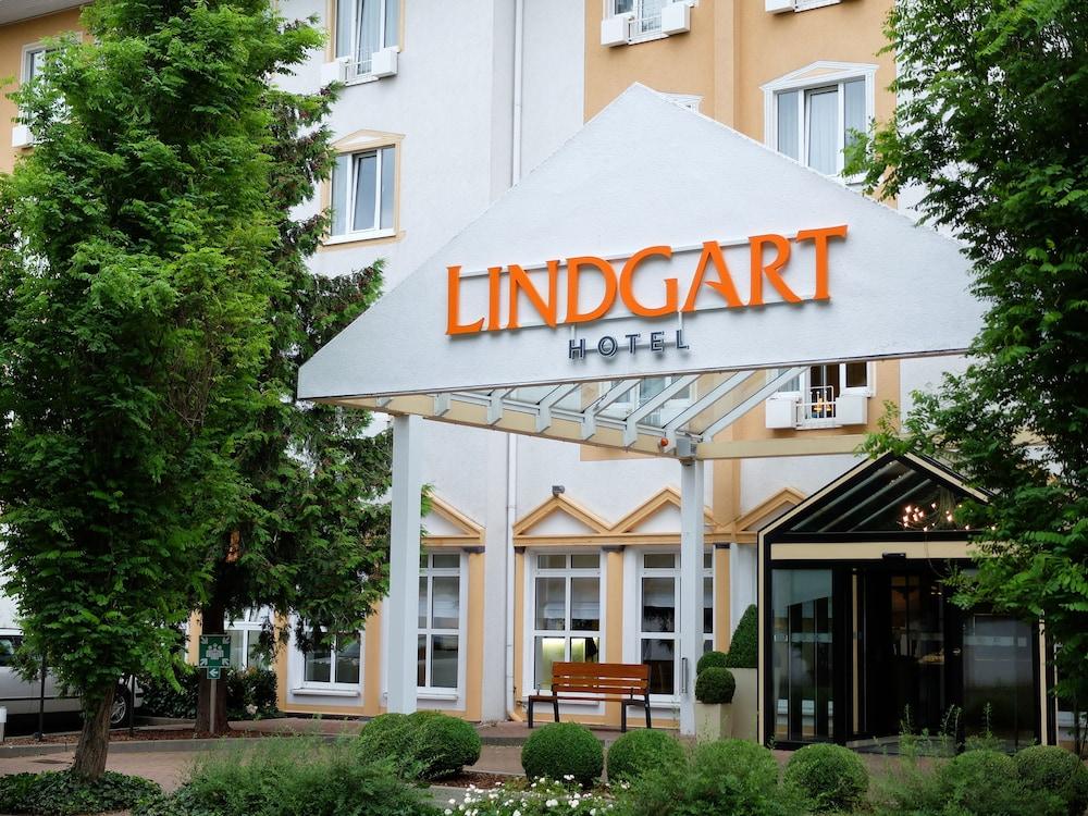 Pet Friendly Lindgart Hotel Minden