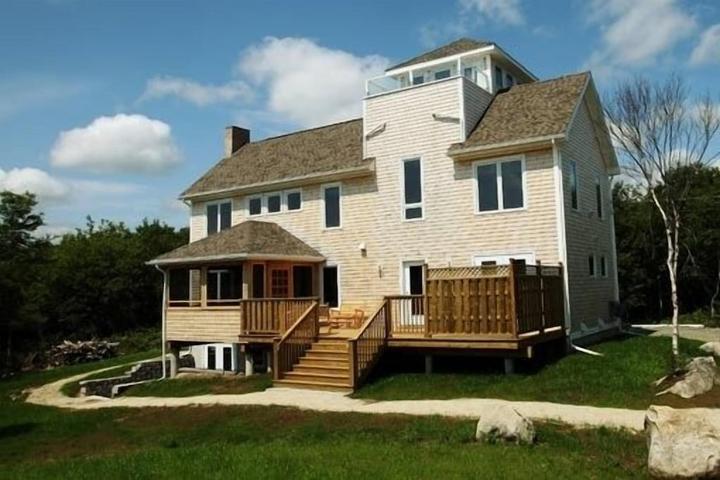 Pet Friendly Seacrest Tower Vacation Home