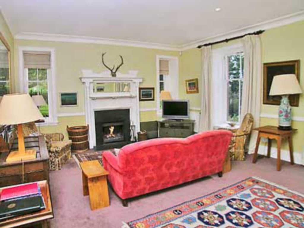 Pet Friendly Marwhin House - SWWR