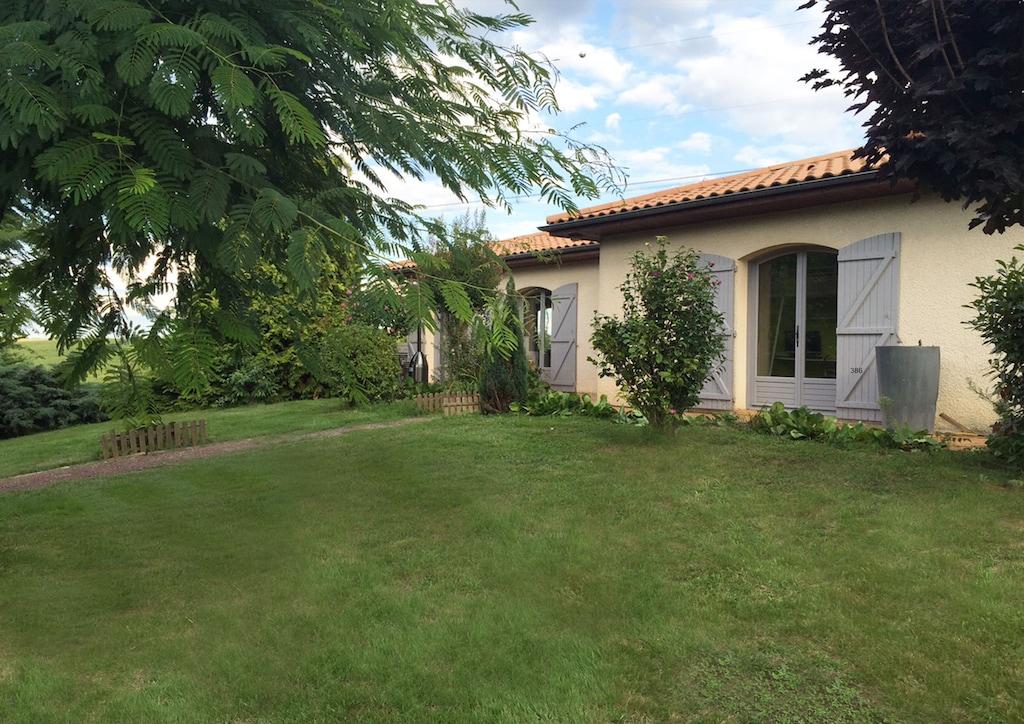 Pet Friendly Countryside Apartment at the Gates of Bordeaux