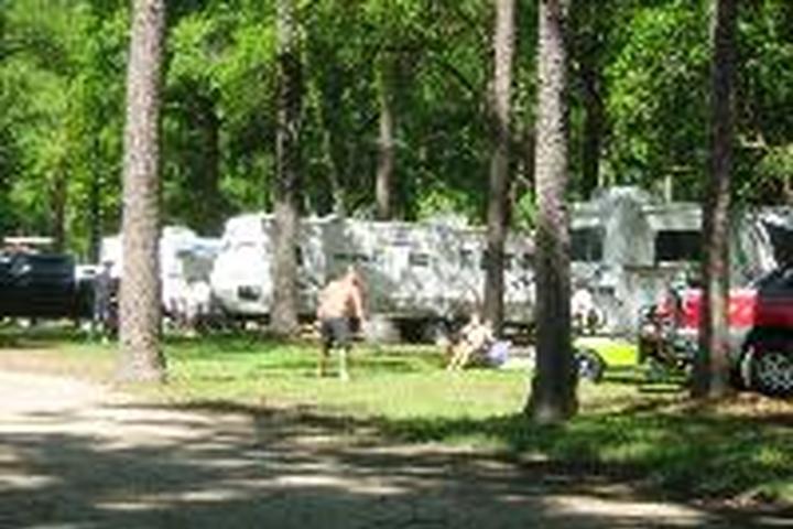 Pet Friendly Land-O-Pines Family Campground Inc