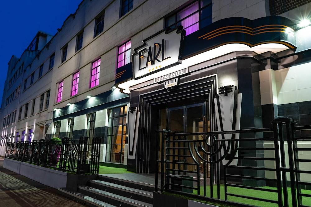 Pet Friendly The Earl of Doncaster Hotel
