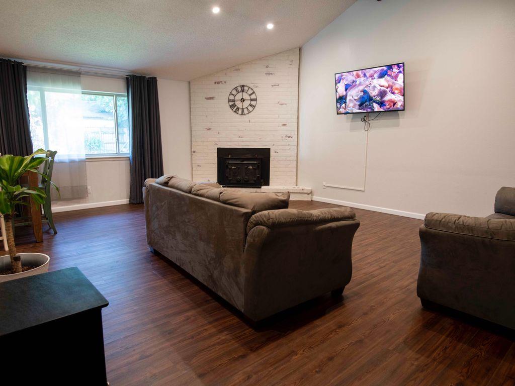 Cloud 9 Hub Pet Policy