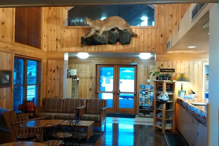 Pet Friendly Elkhorn Mountain Inn