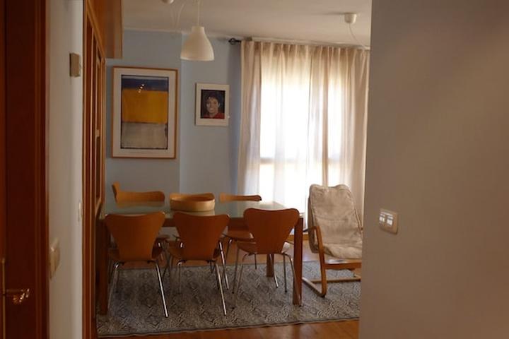 Pet Friendly Blue Floor in Arevalo