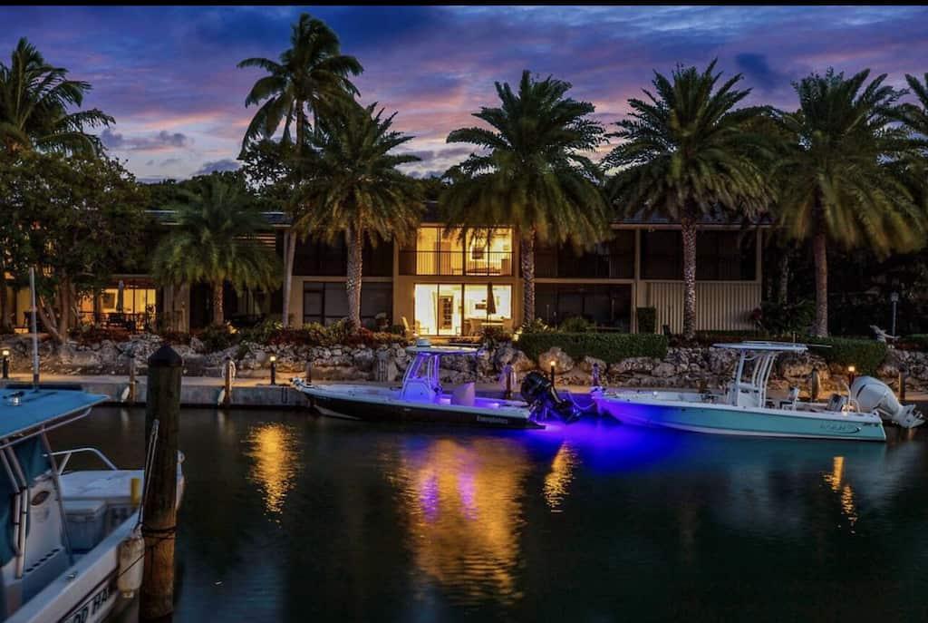 Waterfront Townhouse on Bay with Boat Slip Pet Policy