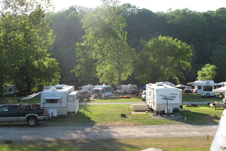 Pet Friendly Rivers Edge Campground