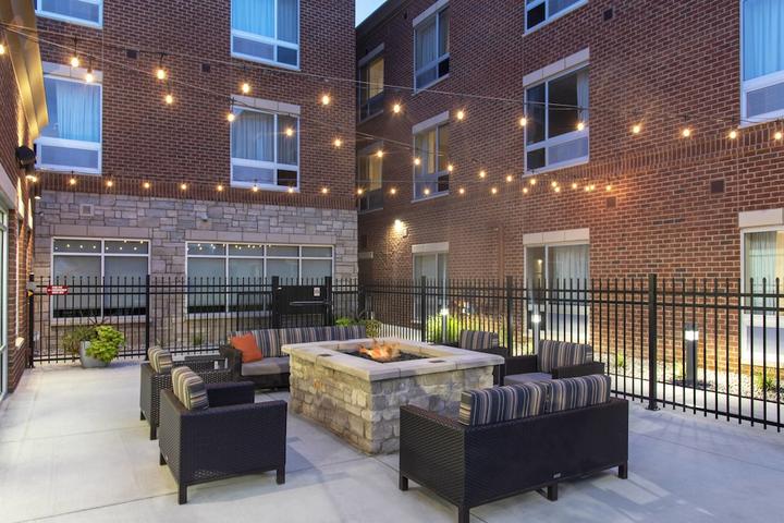 Pet Friendly Towneplace Suites by Marriott Louisville North