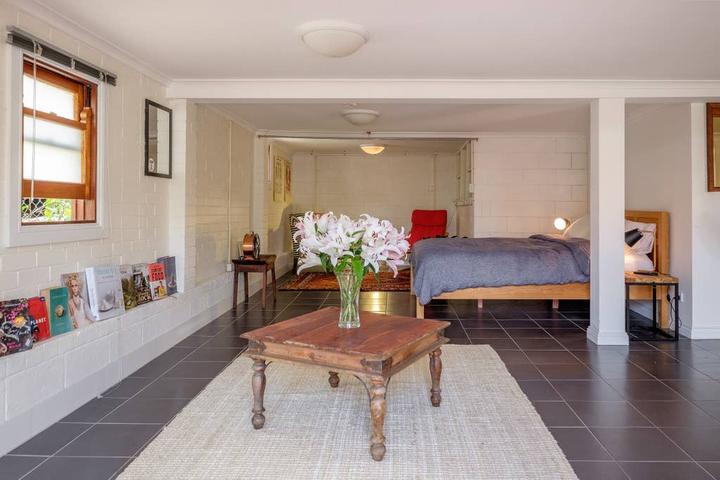Pet Friendly South Brisbane Airbnb Rentals