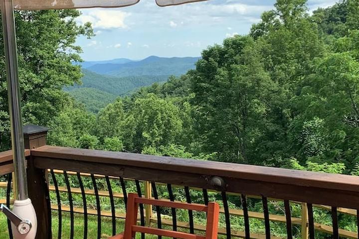 Pet Friendly The Red Rover - Blowing Rock