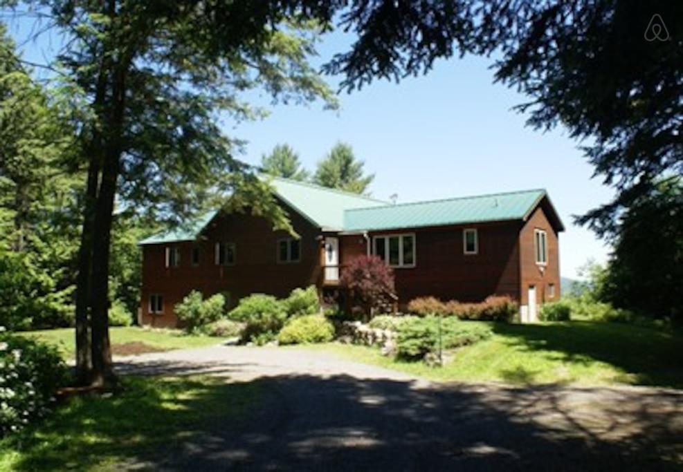 Westport Airbnb Rentals Pet Policy