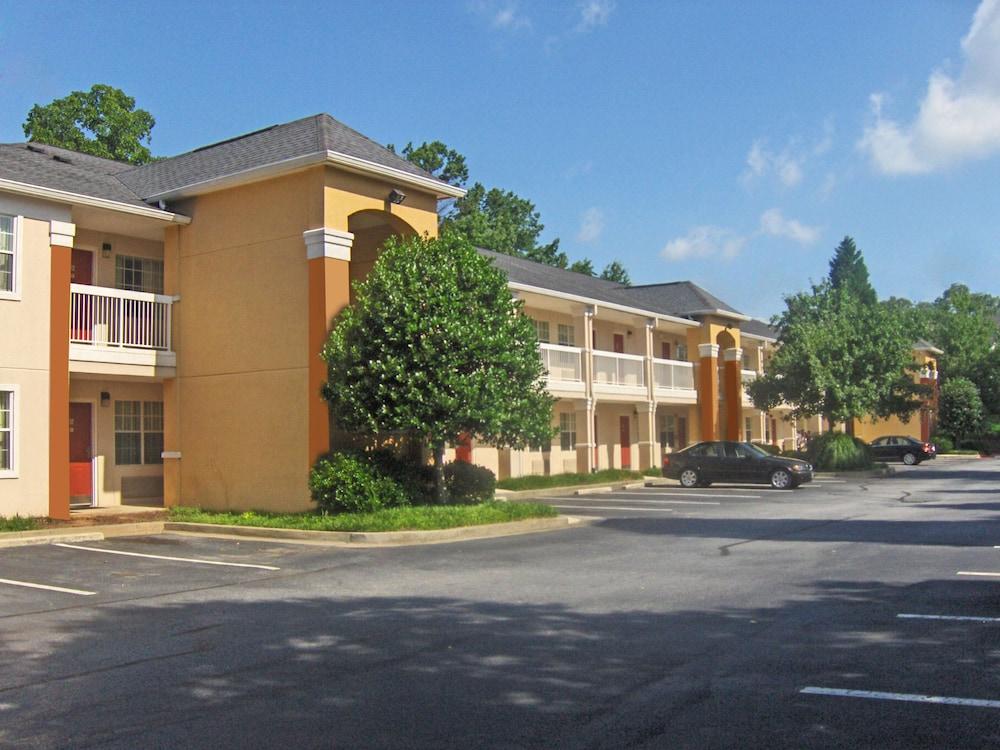 Pet Friendly Extended Stay America Suites Atlanta Cumberland Mall
